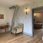 Chateau De Gardes