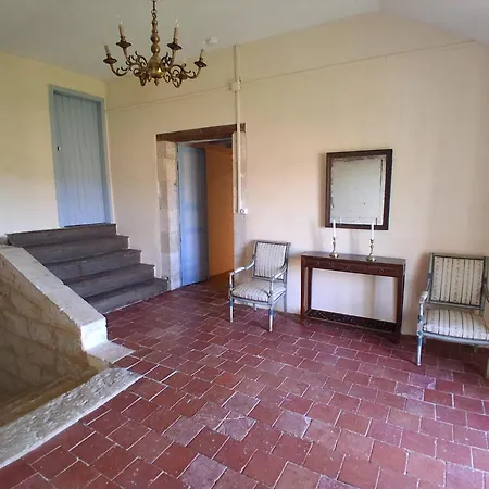 Chateau De Gardes Bed and breakfast