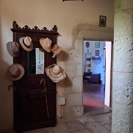 Chateau De Gardes